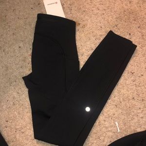 Black Lululemon leggings